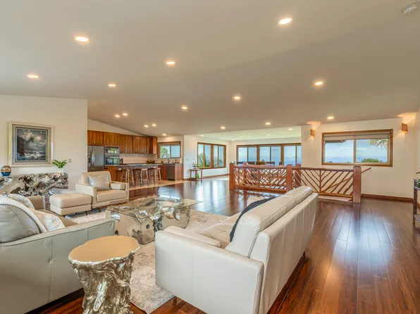 73-4542 Kukuki St, Kailua Kona, HI 96740