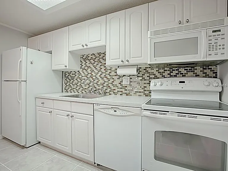 4073 E Michigan St #D — Photo 4