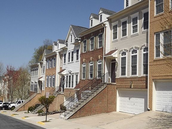 2nd image of 3354 Beechcliff Dr