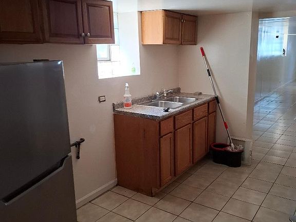 3rd image of 4463 S Princeton Ave