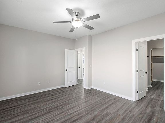 4th image of 748-750 W 50th St S