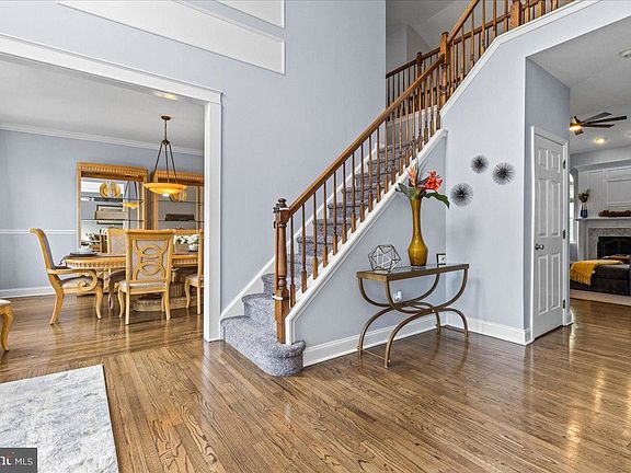 5th image of 13 Goldspire Ln