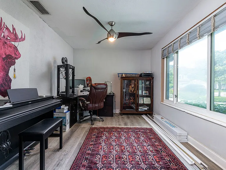 4116 W Leona St — Photo 8