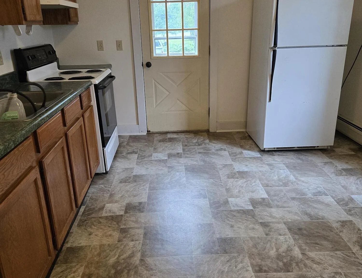 2 bed, 1120 sqft, $1,000 — Photo 4