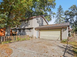 67025 Oxbow Dr, Constantine, MI 49042