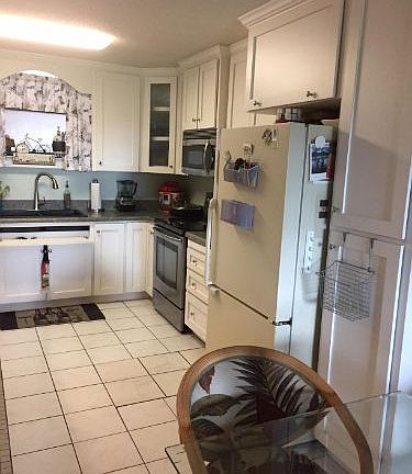 4th image of 327 Wilder Blvd APT B304