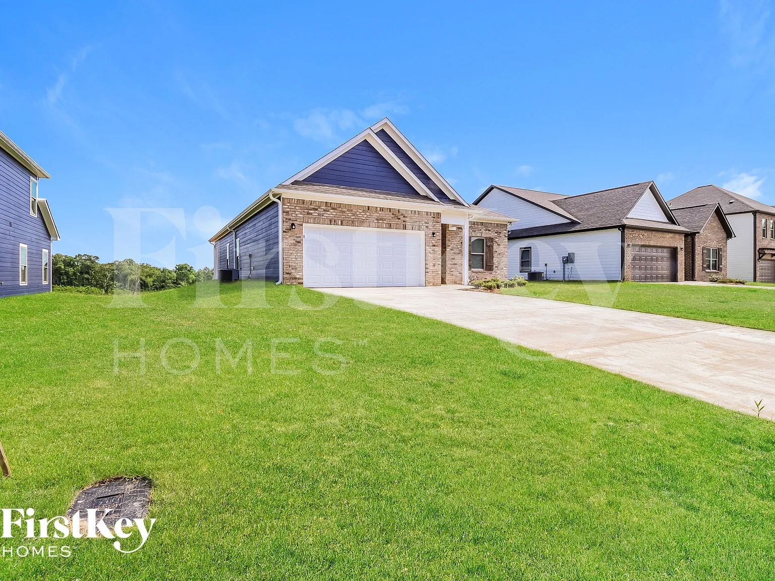 3 bed, 2.0 bath, 1801 sqft, $1,645 — Photo 2