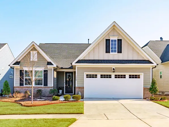 1008 Athena Dr, Durham, NC 27703