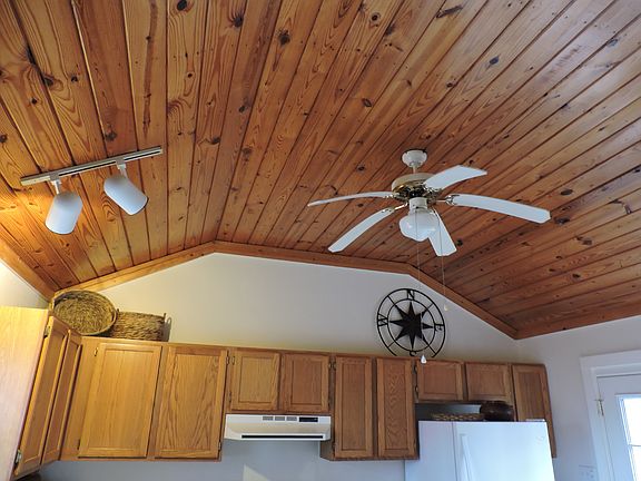 PINE TONGUE/GROOVE CEILING