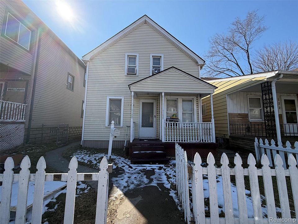 1st image of 124 Le Roy St