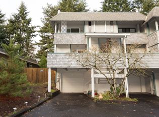 19695 NW Quail Hollow Dr, Portland, OR 97229