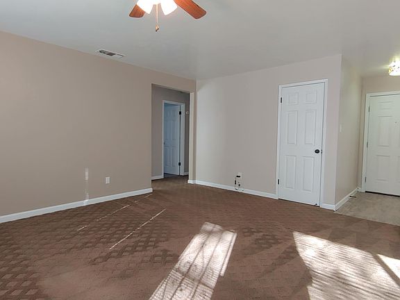 5th image of 7137 Thomas Dr