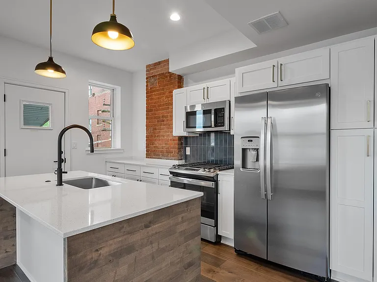 632 Prentis St — Photo 15