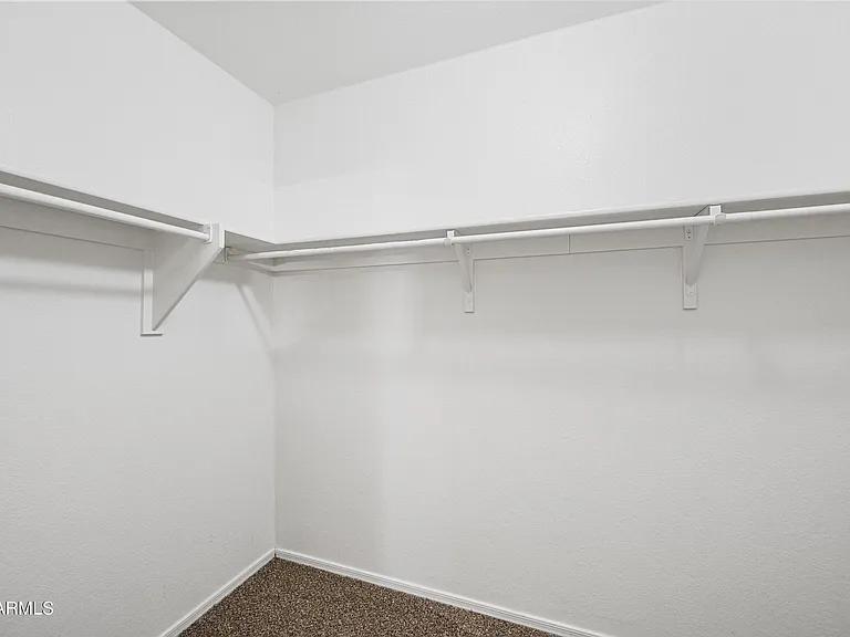210 E Jasper Ct — Photo 18