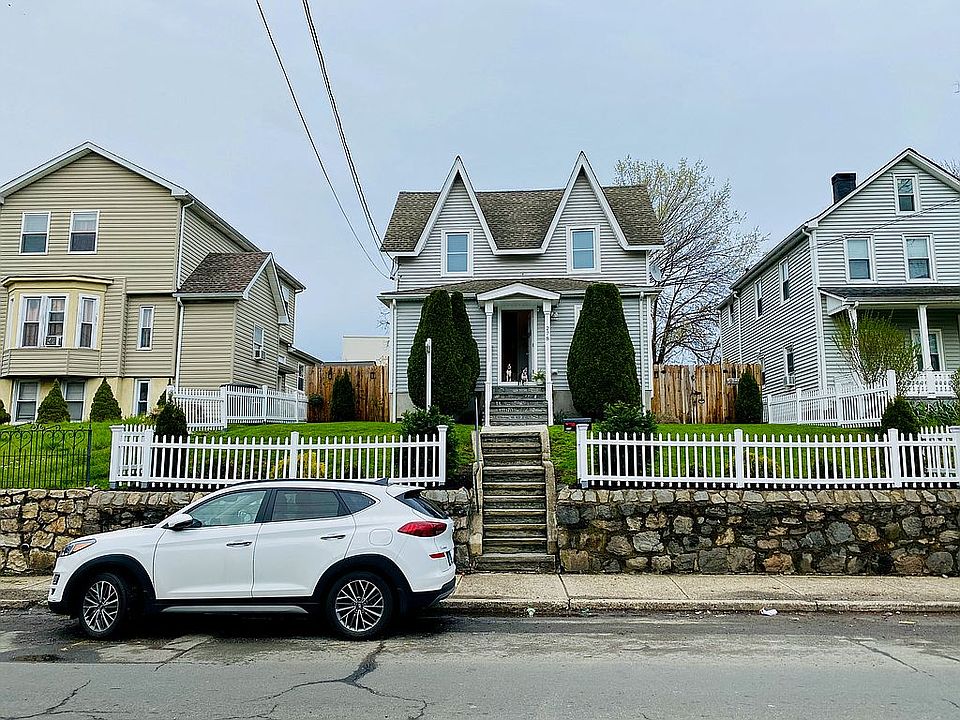 278 Greenwich Ave - Front