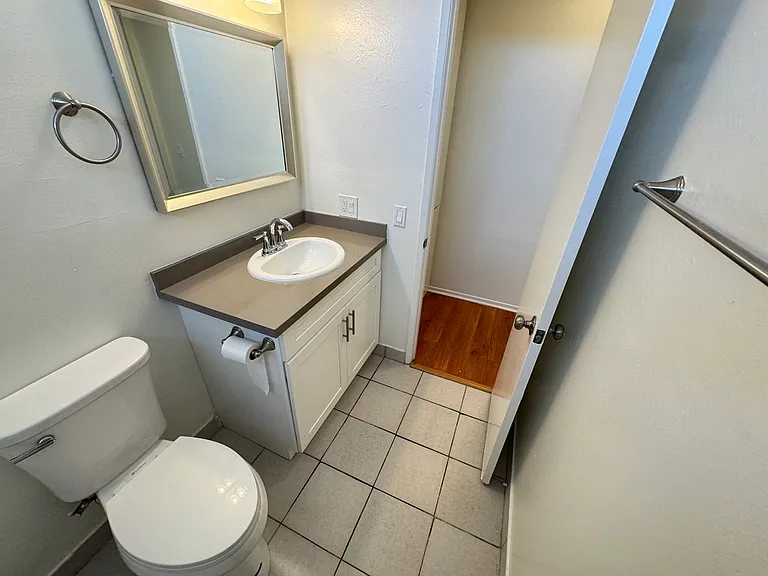 311 E Maple St #6B — Photo 28