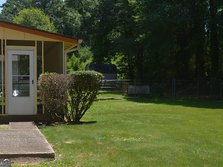 354 Roy Huie Rd — Photo 18
