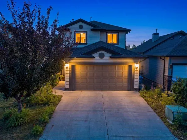 454 E Millrise Sq SW, Calgary, AB T2Y 4C1
