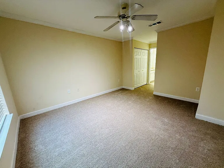 18557 Bridle Club Dr — Photo 13