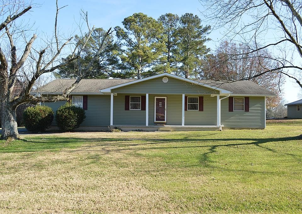 1st image of 146 Tipton Dr SE