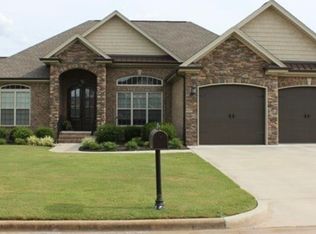 113 Aidan Ln, Muscle Shoals, AL 35661