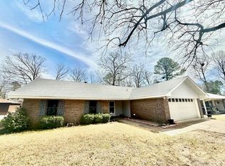 205 Quail Hollow Dr, Gurdon, AR 71743