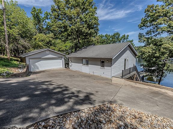 3rd image of 76 Eagles Nest Dr