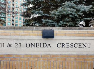11 Oneida Cres #1008, Richmond Hill, ON L4B 0A1