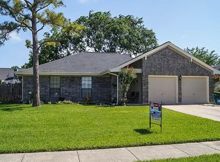 4911 Northfork Dr, Pearland, TX 77584