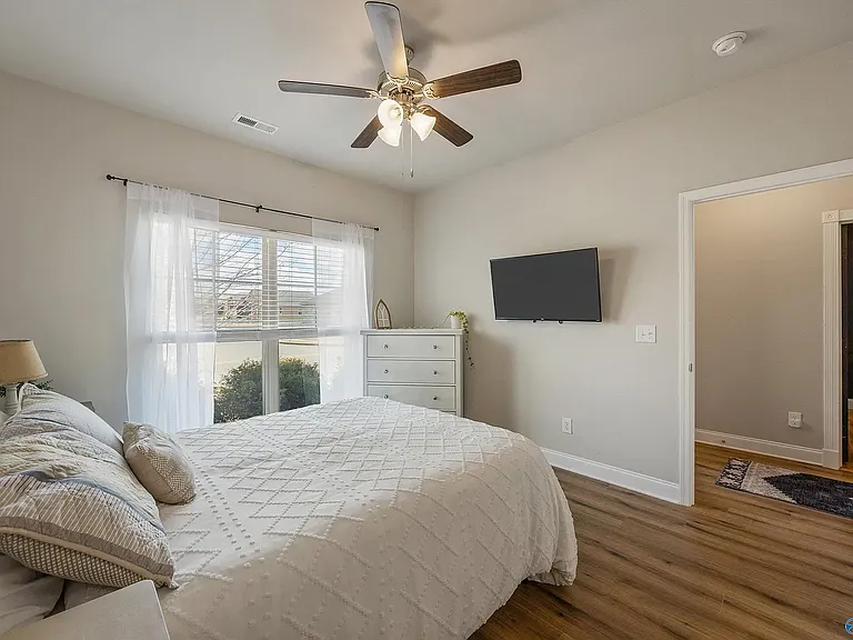 280 Falcon Ridge Dr — Photo 27