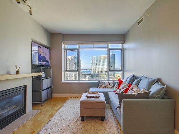 2nd image of 700 W Harbor Dr Unit 1406