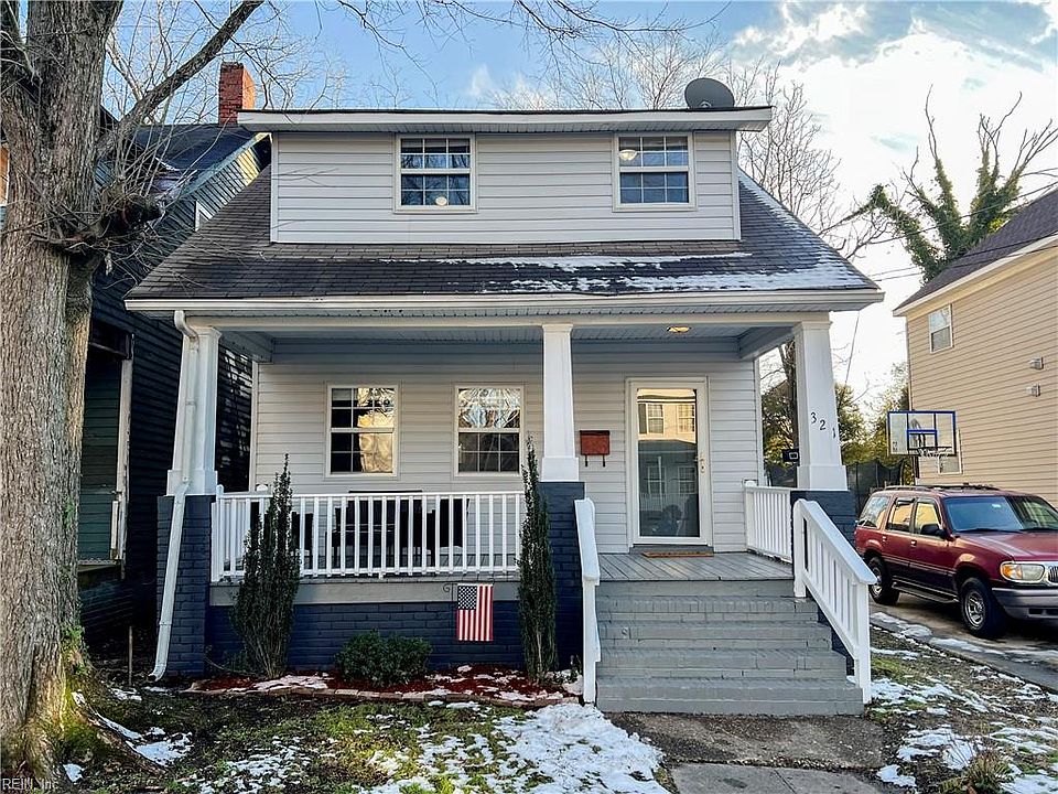 Welcome to 321 W 31st Street. 