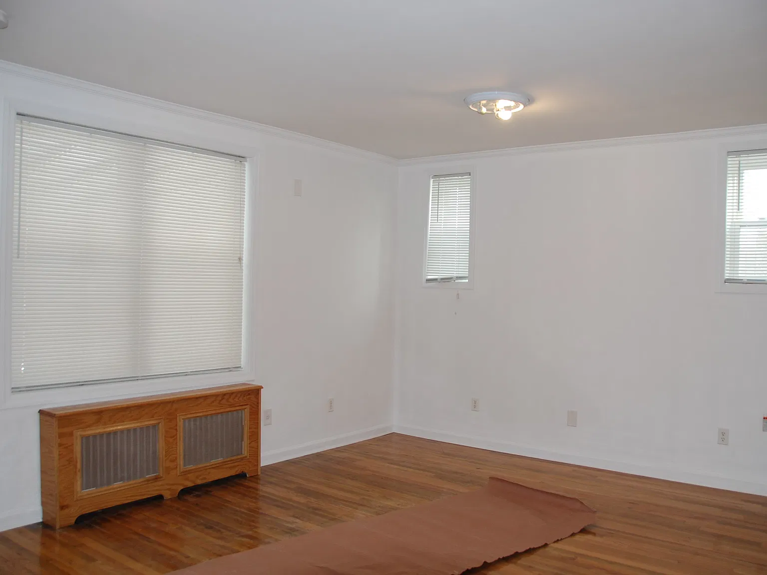 3 bed, 1400 sqft, $3,350 — Photo 4