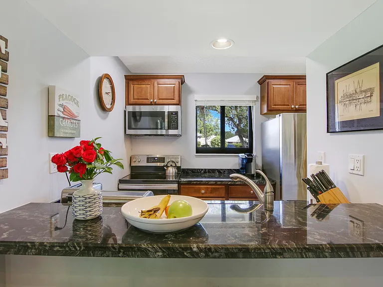 825 Club Dr — Photo 15