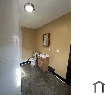 2934 Montgomery Ave — Photo 6
