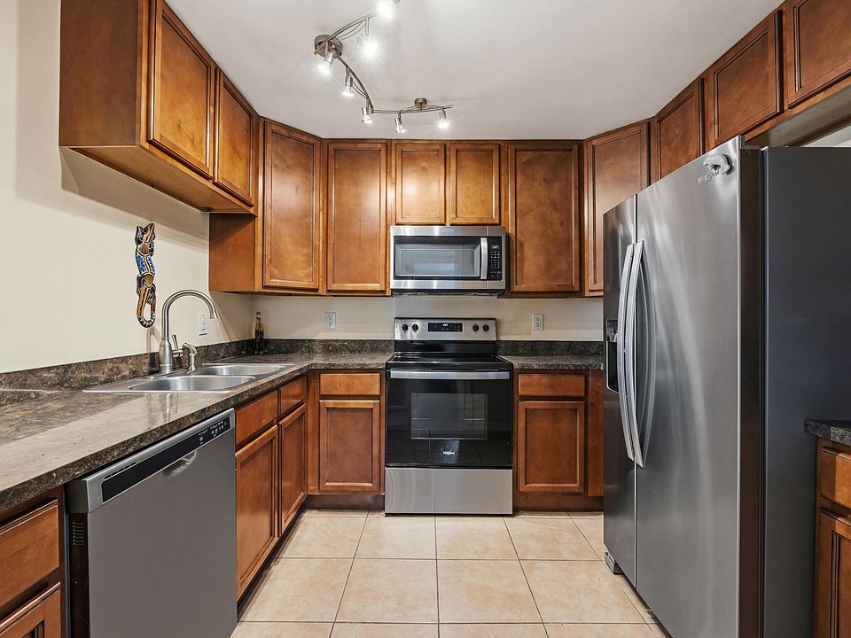 1st image of 2050 Oleander Boulevard #1-106