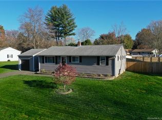 74 Roosevelt Blvd, Enfield, CT 06082