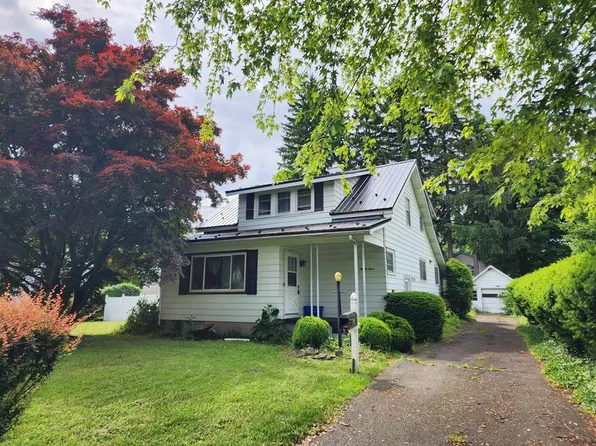 83 Ohio Ave, Elmira, NY 14905