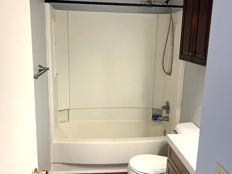 210 Taff Cir #A — Photo 10