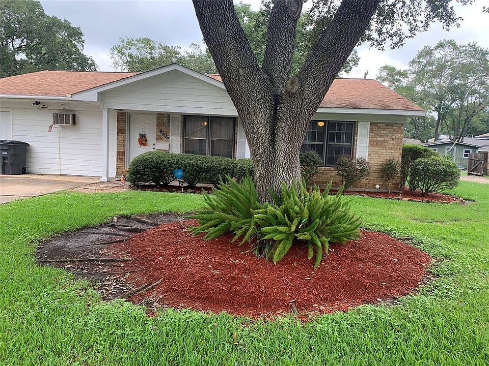 1st image of 4005 SE Crescent Dr
