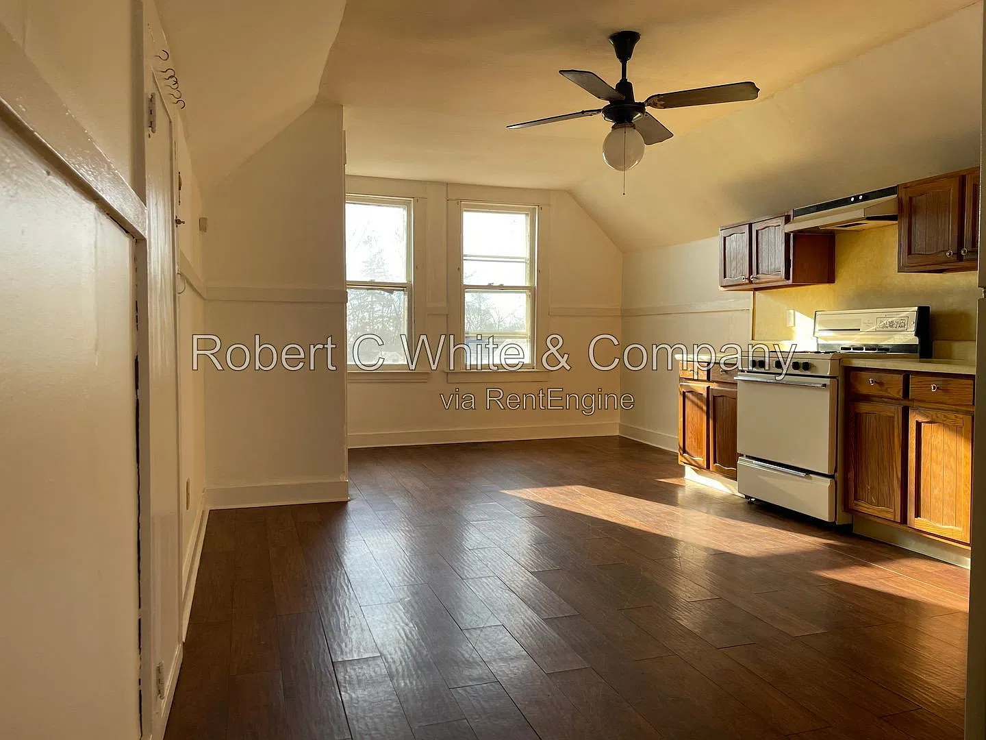 1 bed, 1.0 bath, 900 sqft, $1,440 — Photo 3
