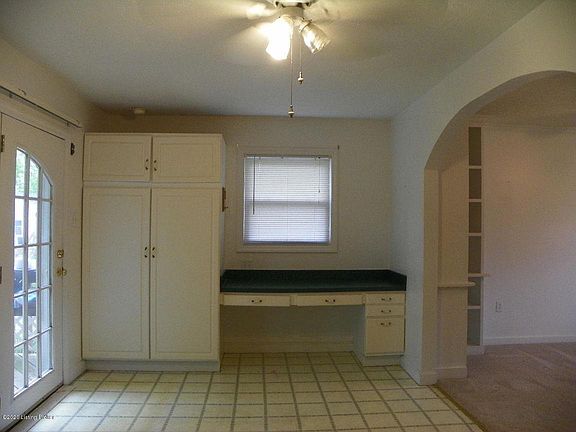 5th image of 8301 Seaforth Dr