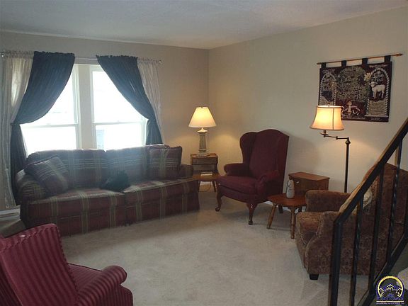 2nd image of 3426 SW Arrowhead Rd