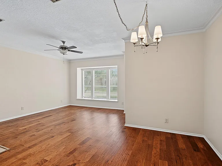 3721 Wakeforest St — Photo 8