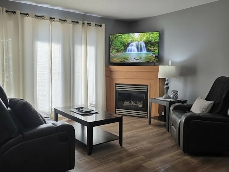 260 Duston St #220 — Photo 9