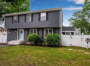 104 Pleasant Cir, Canton, MA 02021