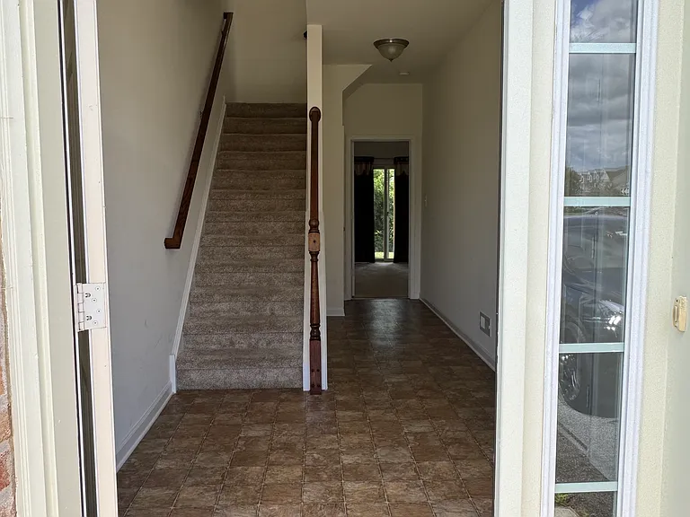 1561 E Matisse Dr — Photo 1
