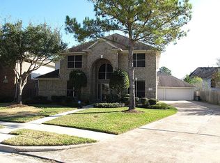 9206 Meadow Branch Ct, Houston, TX 77095