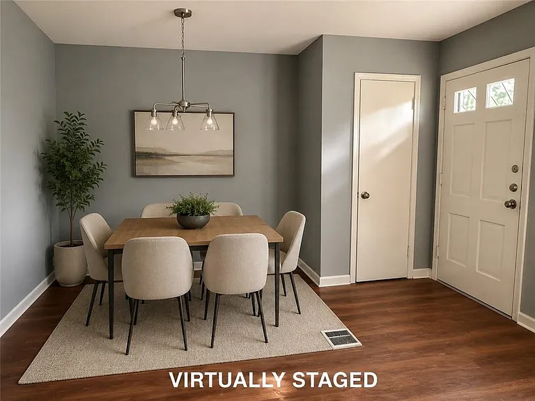 1821 Sandringham Dr SW — Photo 4