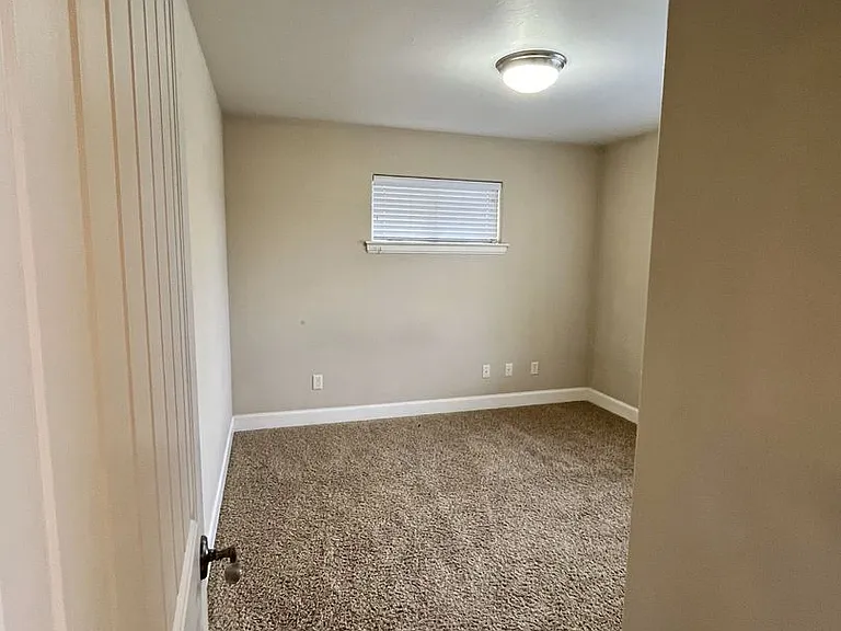 1126 N 15th Ave #201-208 — Photo 6